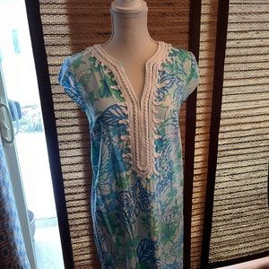 Lilly Pulitzer Beach dress.Shades of blues, green & white.Beautiful neck detail